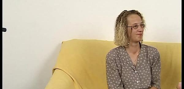  German Milf Renate is doing a porn casting to find a new boyfriend